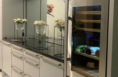 Bretigny-sur-Orge Apartment | Subterranean Delight #DHG