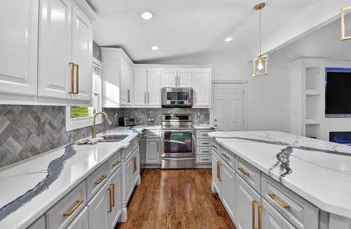 Briarcliff Heights House | Suburban Calm with Urban Convenience Lovely 5-bedroom house in Atlanta!