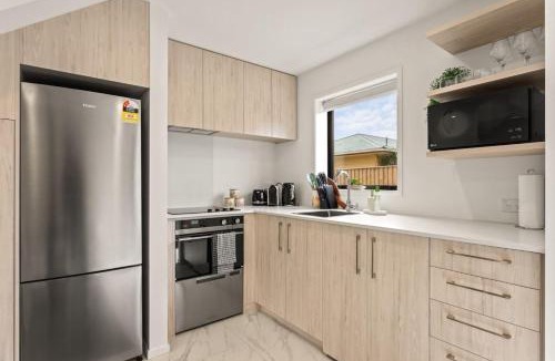 Henderson House | Suburban Hideaway in Henderson