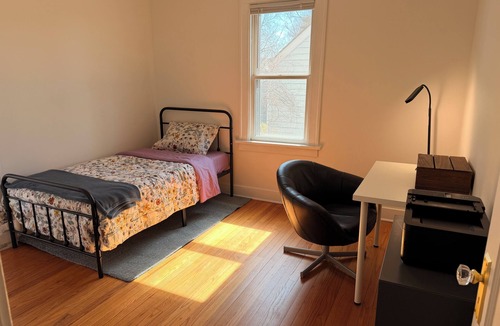 Downers Grove House | Suburban Home - Quiet & Safe Neighborhood