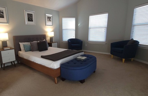 Westbury South House | Suburban home with personality + a great location.