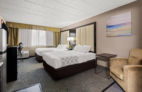 Altoona Hotel | Suburban Studios Altoona