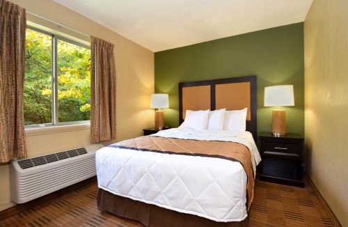 Don Scott Hotel | Suburban Studios Columbus - Dublin