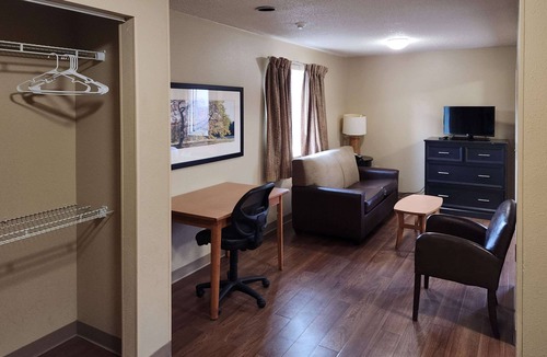 Don Scott Hotel | Suburban Studios Columbus - Dublin