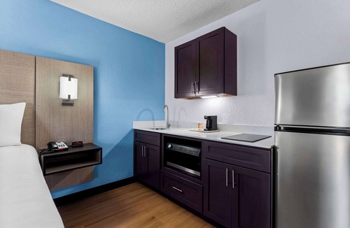 Cordele Hotel | Suburban Studios Cordele I-75