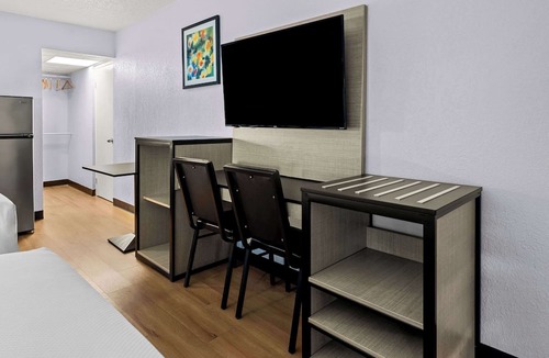 Cordele Hotel | Suburban Studios Cordele I-75