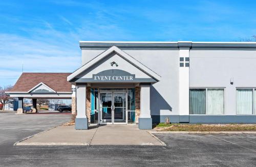 Fort Dodge Hotel | Suburban Studios Fort Dodge