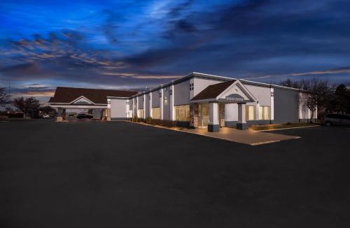 Fort Dodge Hotel | Suburban Studios Fort Dodge