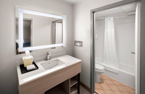 Kearney Hotel | Suburban Studios, Kearney