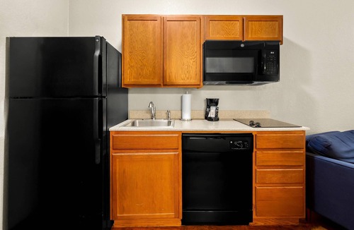 Morgantown Hotel | Suburban Studios Morgantown