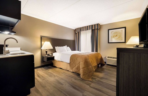 Lindbergh Lawns Hotel | Suburban Studios Syracuse Fairgrounds