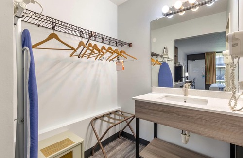 Tysons Hotel | Suburban Studios Tysons Corner