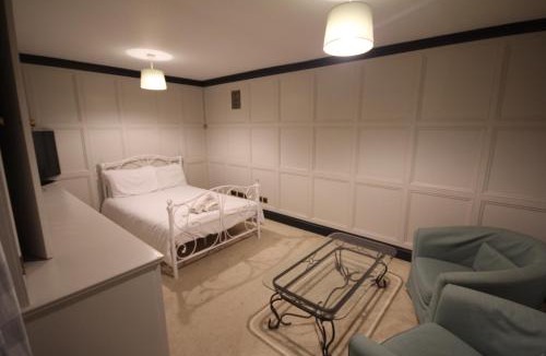 Harrow Apartment | Sudbury Place