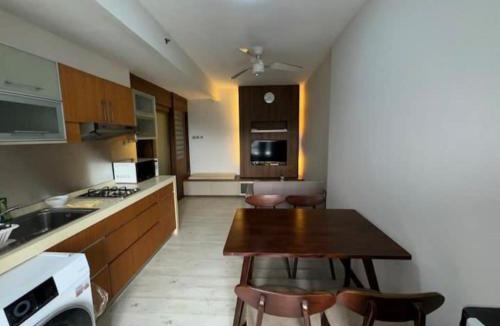Semanggi Apartment | SUDIRMAN PARK RESIDENCE APARTMENT Cozy one bedroom economical best option comfortable
