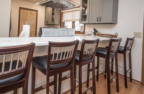 Lake Ariel Ski Chalet | Sue's Corner