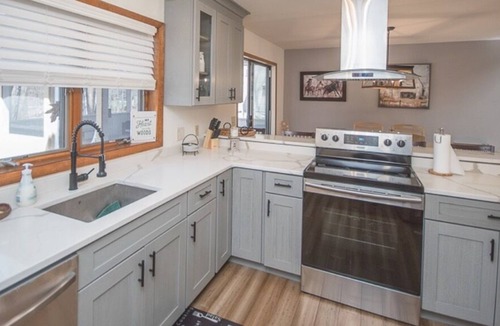 Lake Ariel Ski Chalet | Sue's Corner