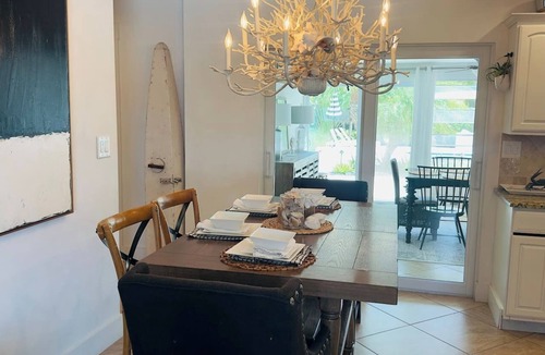 Naples Park Cottage | Sugar Beach Bungalow with a Pool!