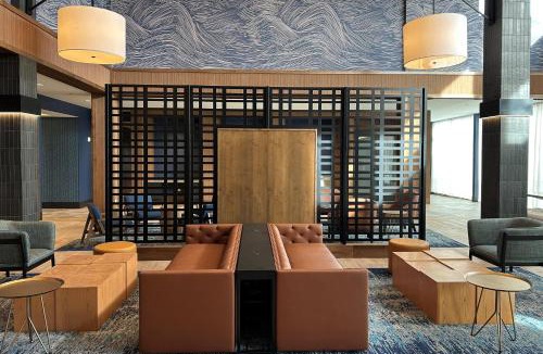 Hinton Hotel | Sugar Creek Hotel, Trademark Collection by Wyndham