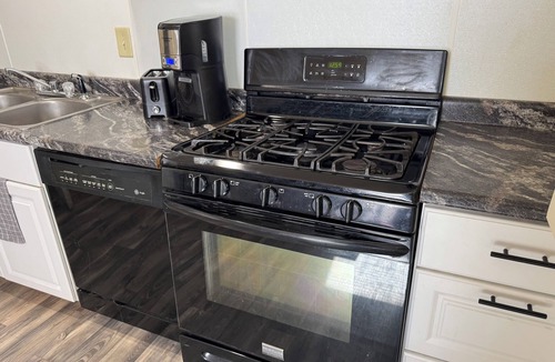 Sugar Creek House | Sugar Creek’s Finest