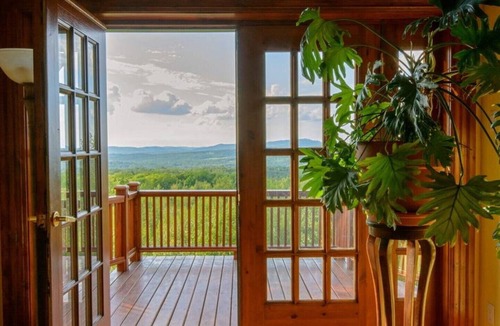 Knowlton House | Sugar Hill Retreat CITQ#296692