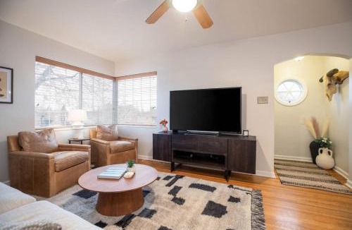 Sugar House House | Sugar House Basecamp 30 Minutes to Ski Resorts