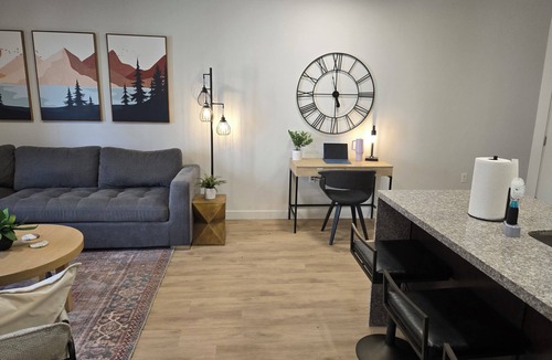 Sugar House Apartment | Sugar House by cloud Dream Homes