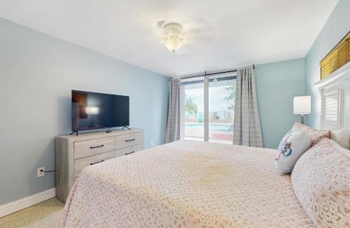 Madeira Beach House | Sugar Sands B
