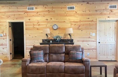 Desha House | Sugar shack Pendleton point