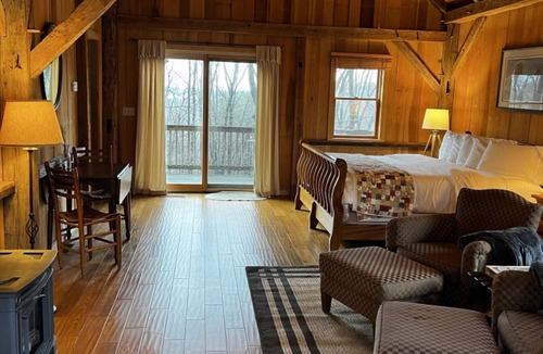 Vesuvius Bed & Breakfast | Sugar Tree Inn