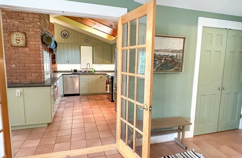 Warren House | Sugarbush Vista - 4000sq. ft. Estate with Hot Tub & Mountain Views