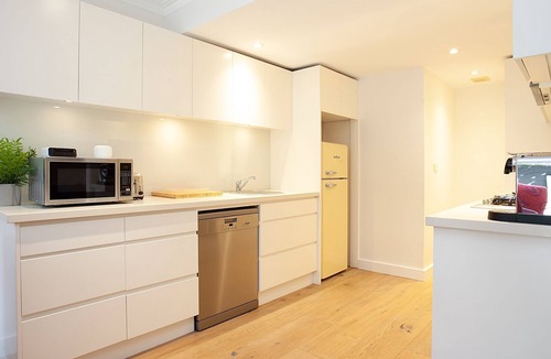 Neutral Bay House | Sugarcane Escape, Neutral Bay Isyd