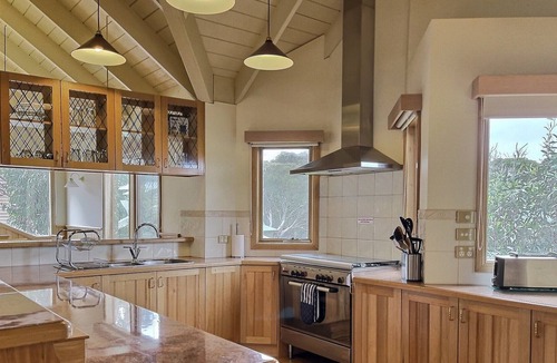 Alpine Shire House | Sugarloaf, alpine-getaways