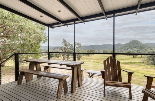 Joadja Cabin | Sugarloaf Off Grid Tiny House - Secluded Luxury!