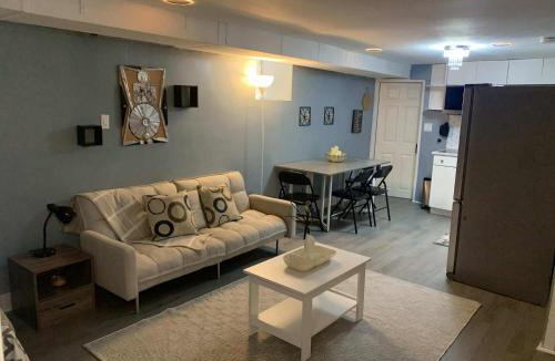 East Lansdowne House | Suhira Hospitality