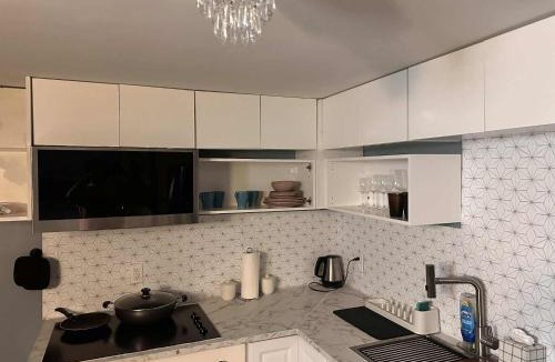East Lansdowne House | Suhira Hospitality