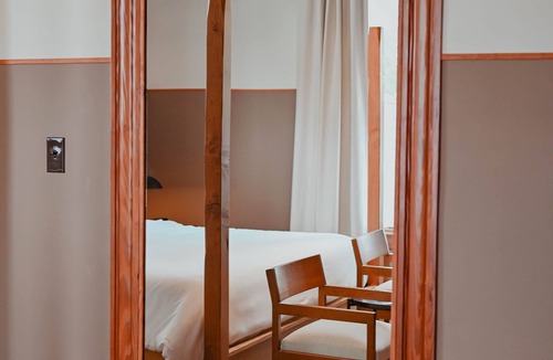 San Jacinto Hotel | Suite 11 - 1st Floor - 540 sq ft - King Bed