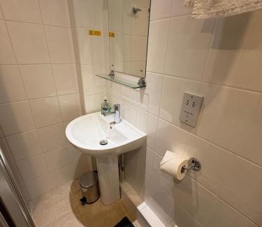 West Cliff Apartment | Suite 12 Winterdene