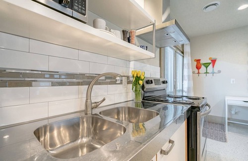 Ruthven Apartment | Suite 15 · A Simply 'Suite' Escape!