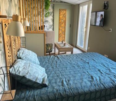 Luc-sur-Mer House | Suite 150 m de la mer