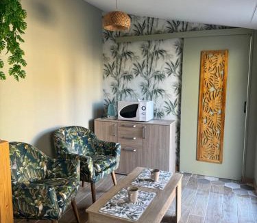 Luc-sur-Mer House | Suite 150 m de la mer