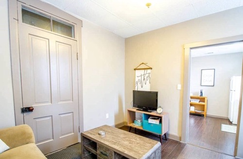 Hermann Hotel | Suite #2 - 1 Bed 1 Bath in Downtown Hermann