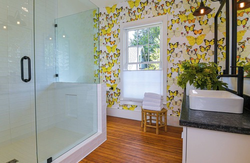 Jacksonville Hotel | Suite 2 at Kubli Haus Luxury, Style & Location, 1 block to Britt