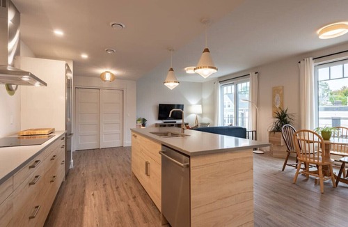 Wolfville Apartment | Suite 201 - 470 Main