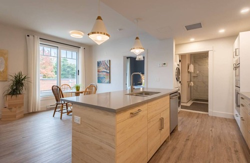 Wolfville Apartment | Suite 201 - 470 Main