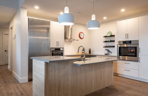 Wolfville Apartment | Suite 204 - 470 Main