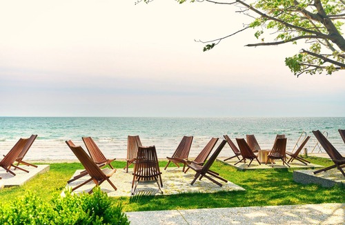 Wainfleet Cottage | Suite 205: Beautiful 3-Bedroom Beachfront Townhouse