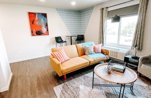 Midtown Apartment | Suite #23 Modern One Bedroom in Midtown, OKC!