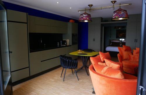 Aubenas Apartment | Suite 24