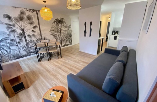 Montceau-les-Mines Apartment | Suite 24 L'annexe