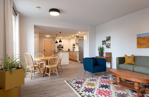 Wolfville Apartment | Suite 302 - 470 Main